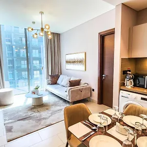 شقة By Latinem Luxury 2br Holiday Cvr B2208 Near Burj Khalifa, دبي